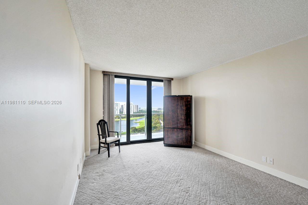20281 E Country Club Dr # 1703