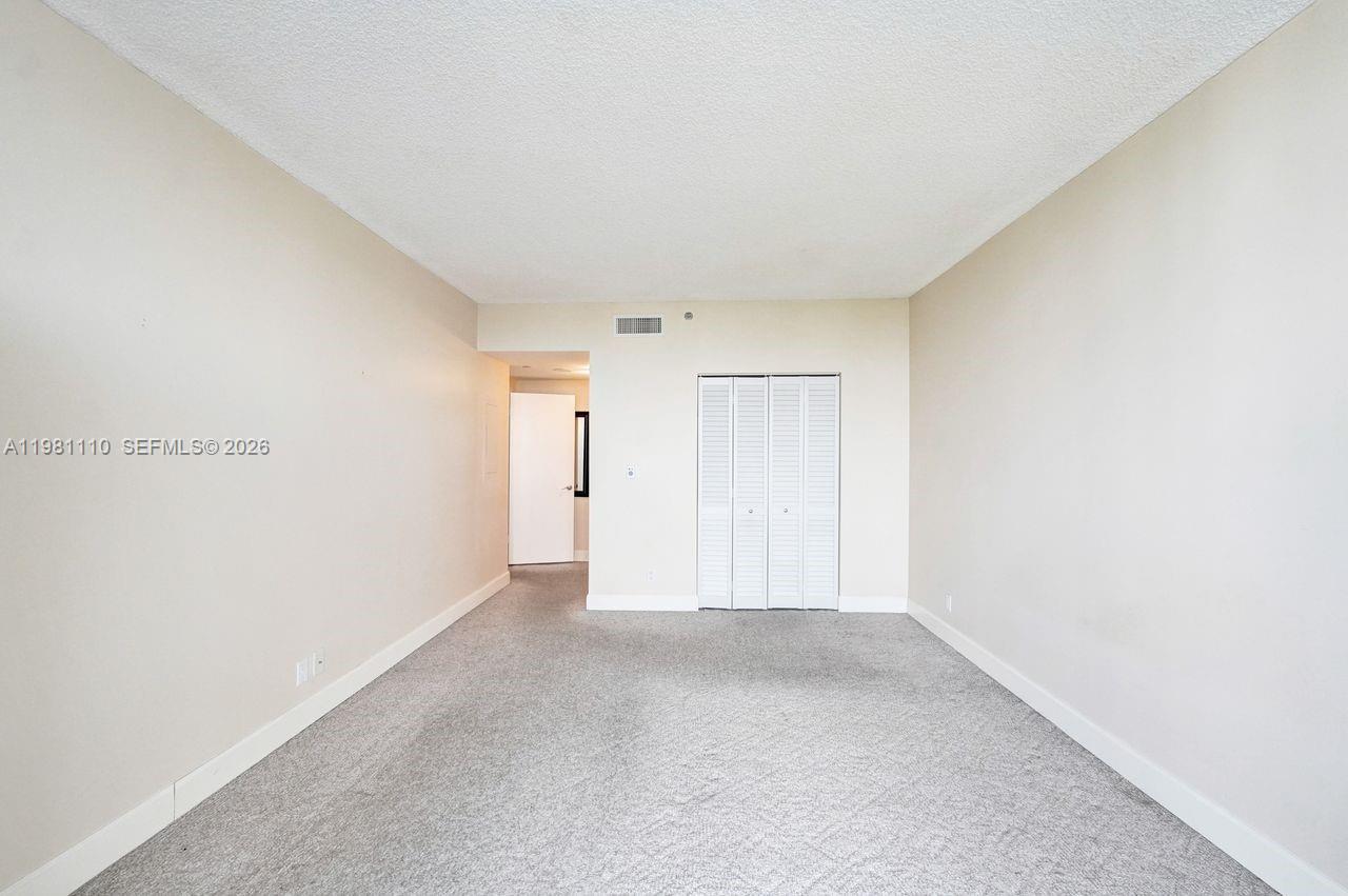 20281 E Country Club Dr # 1703