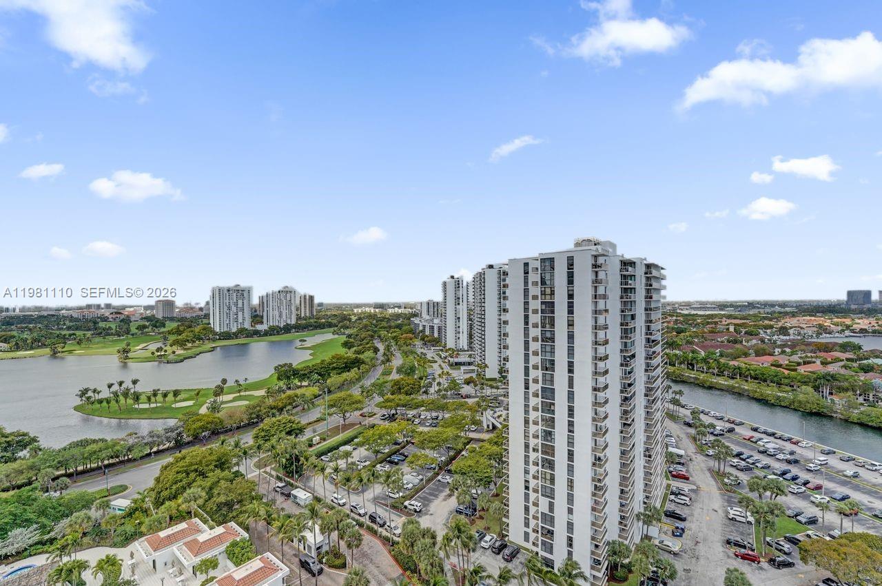 20281 E Country Club Dr # 1703