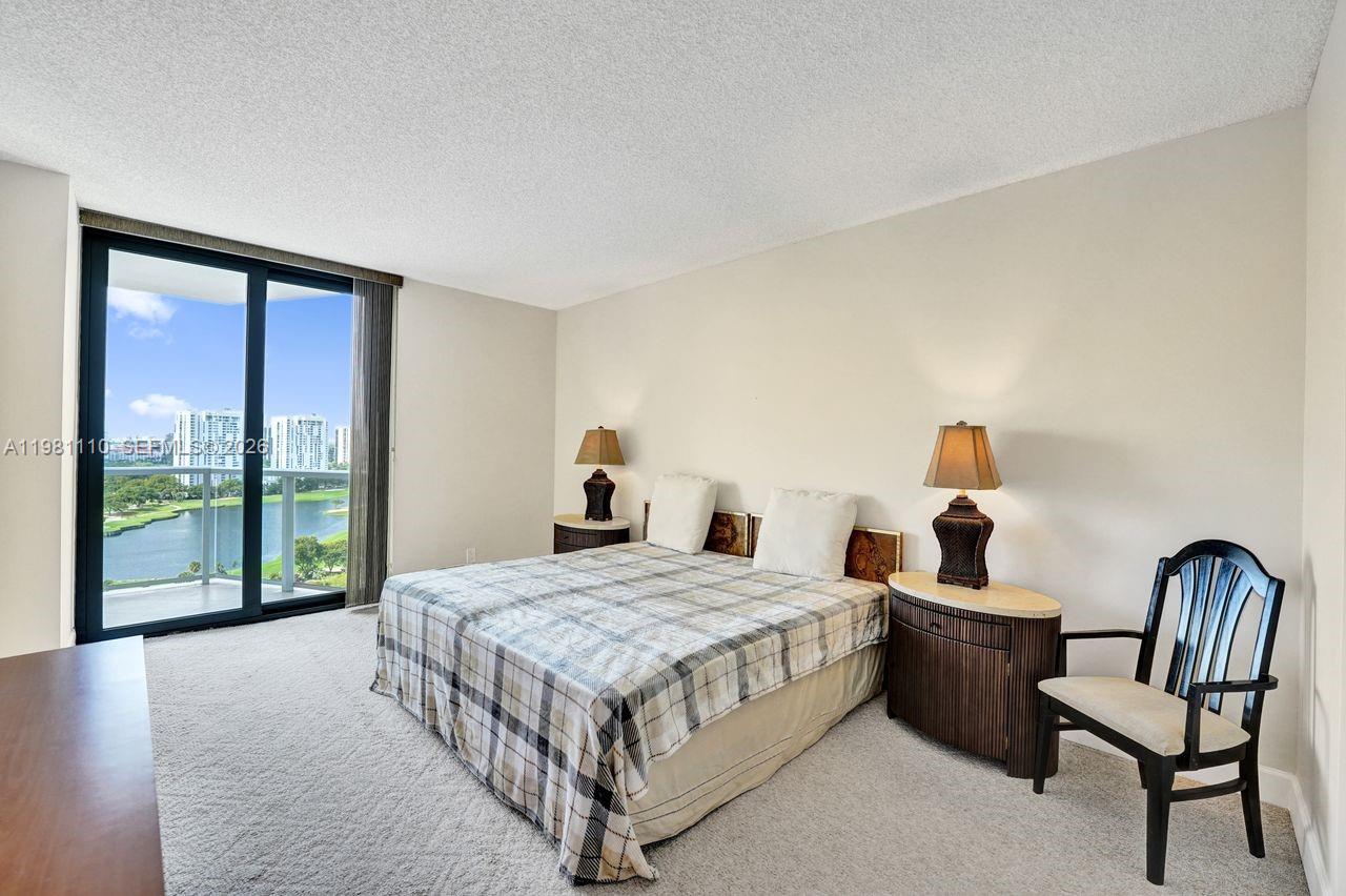 20281 E Country Club Dr # 1703