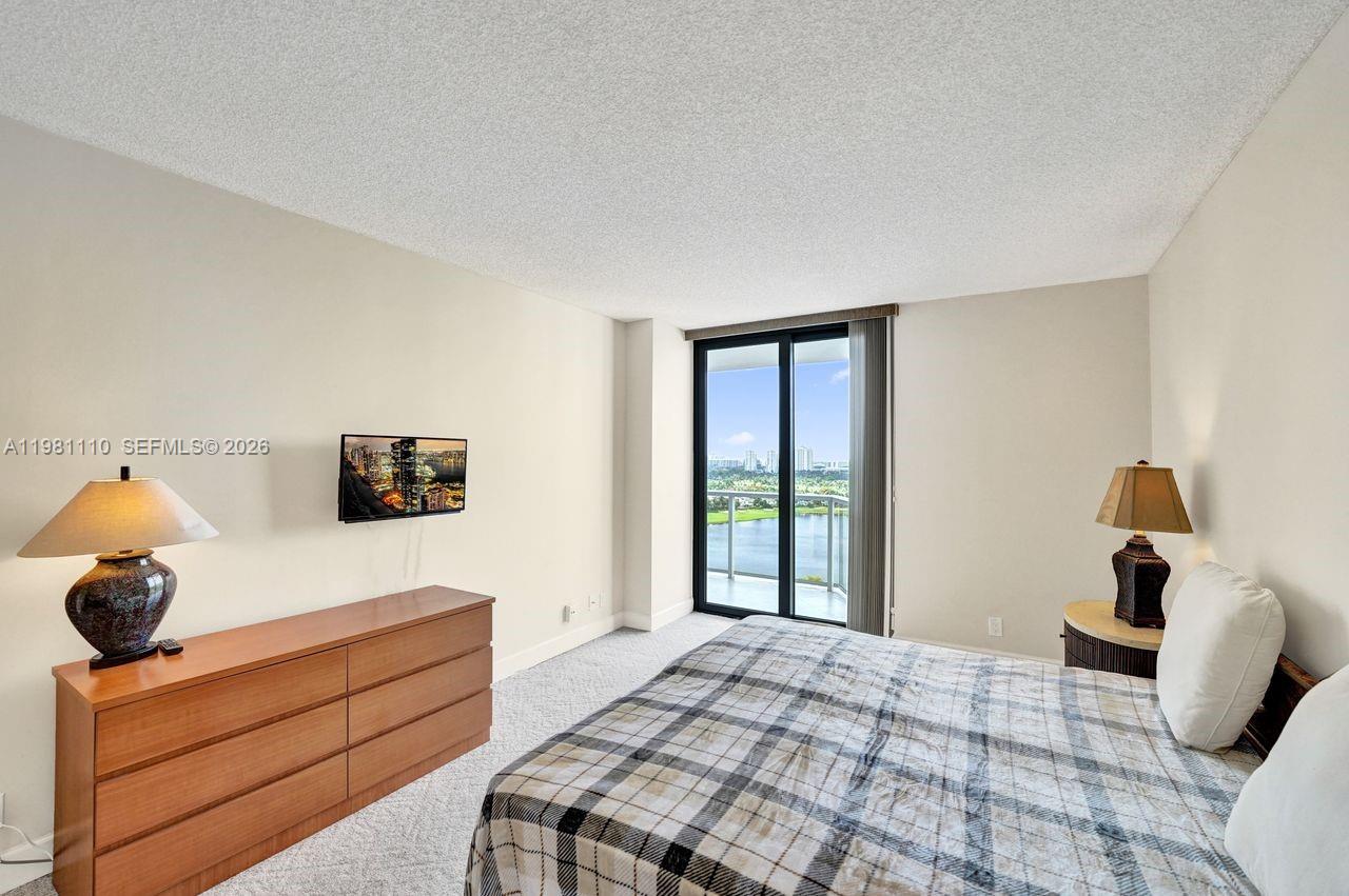 20281 E Country Club Dr # 1703