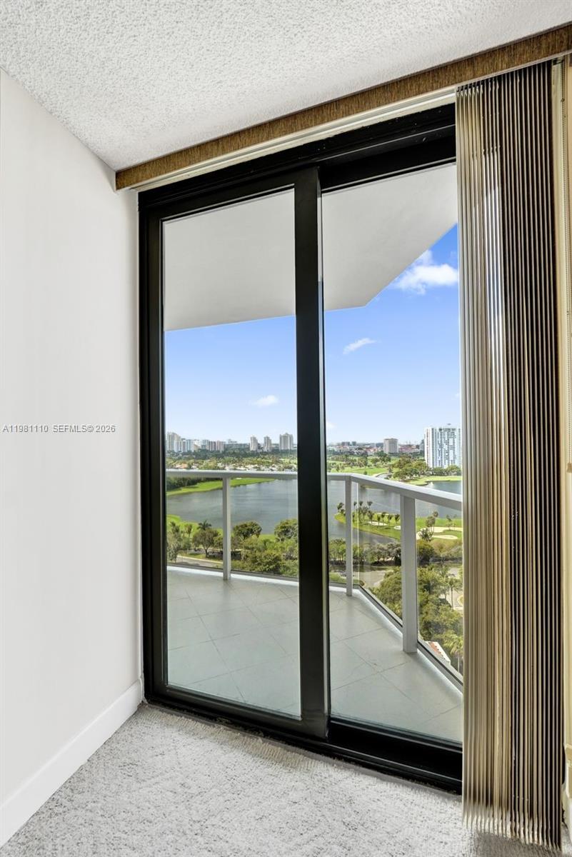 20281 E Country Club Dr # 1703