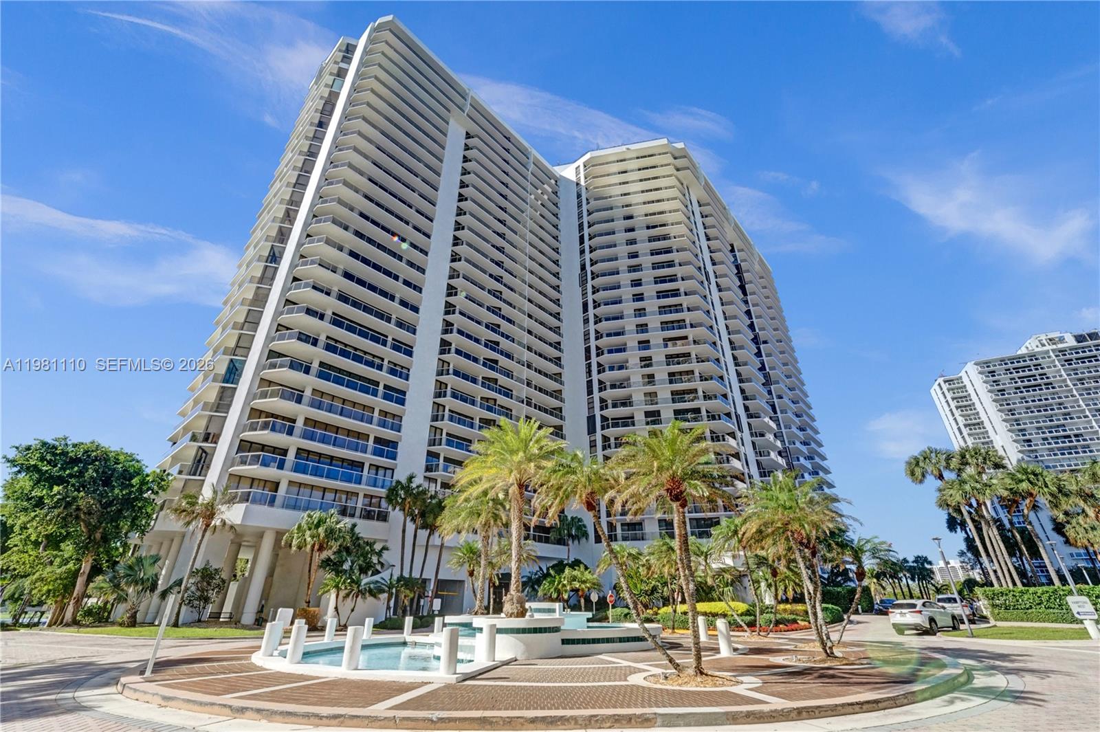 20281 E Country Club Dr # 1703