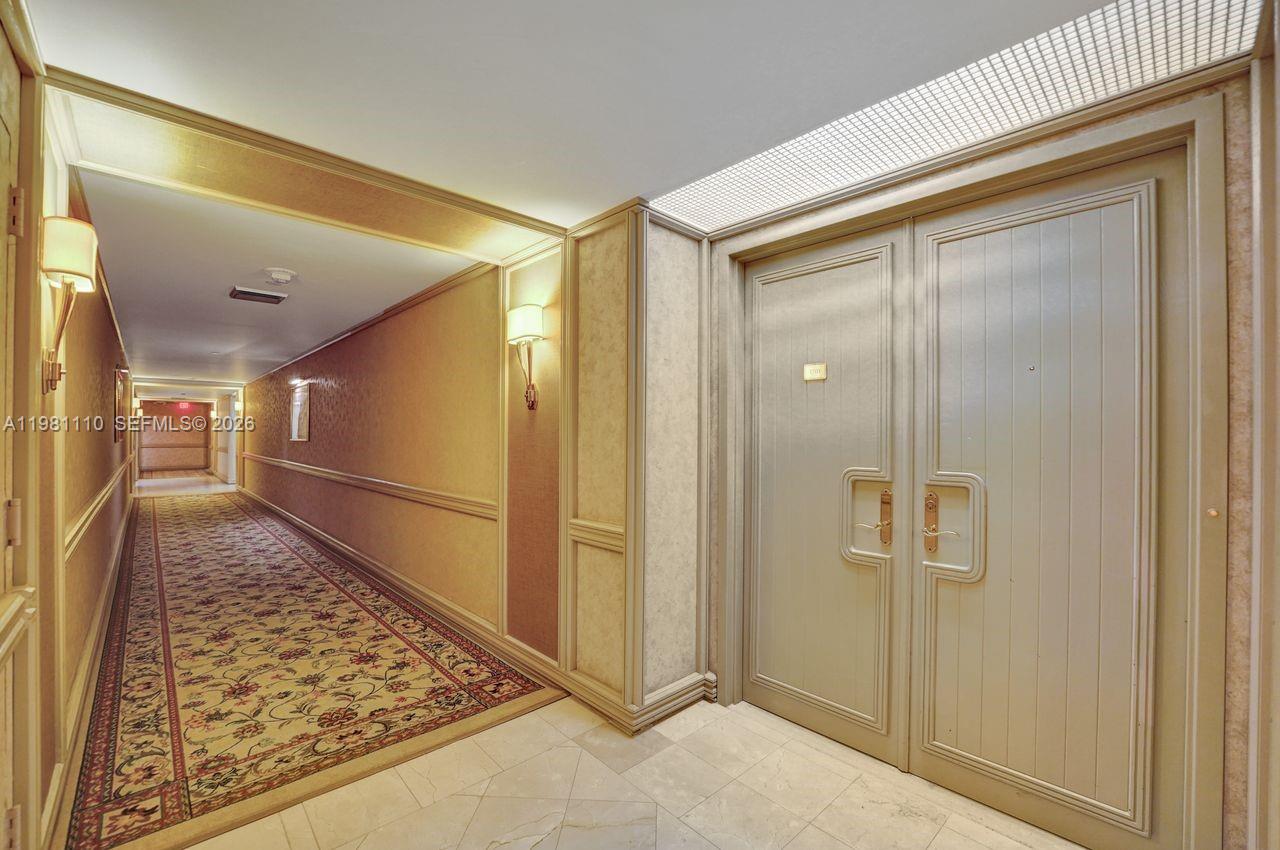 20281 E Country Club Dr # 1703