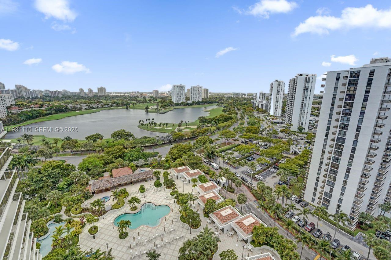 20281 E Country Club Dr # 1703