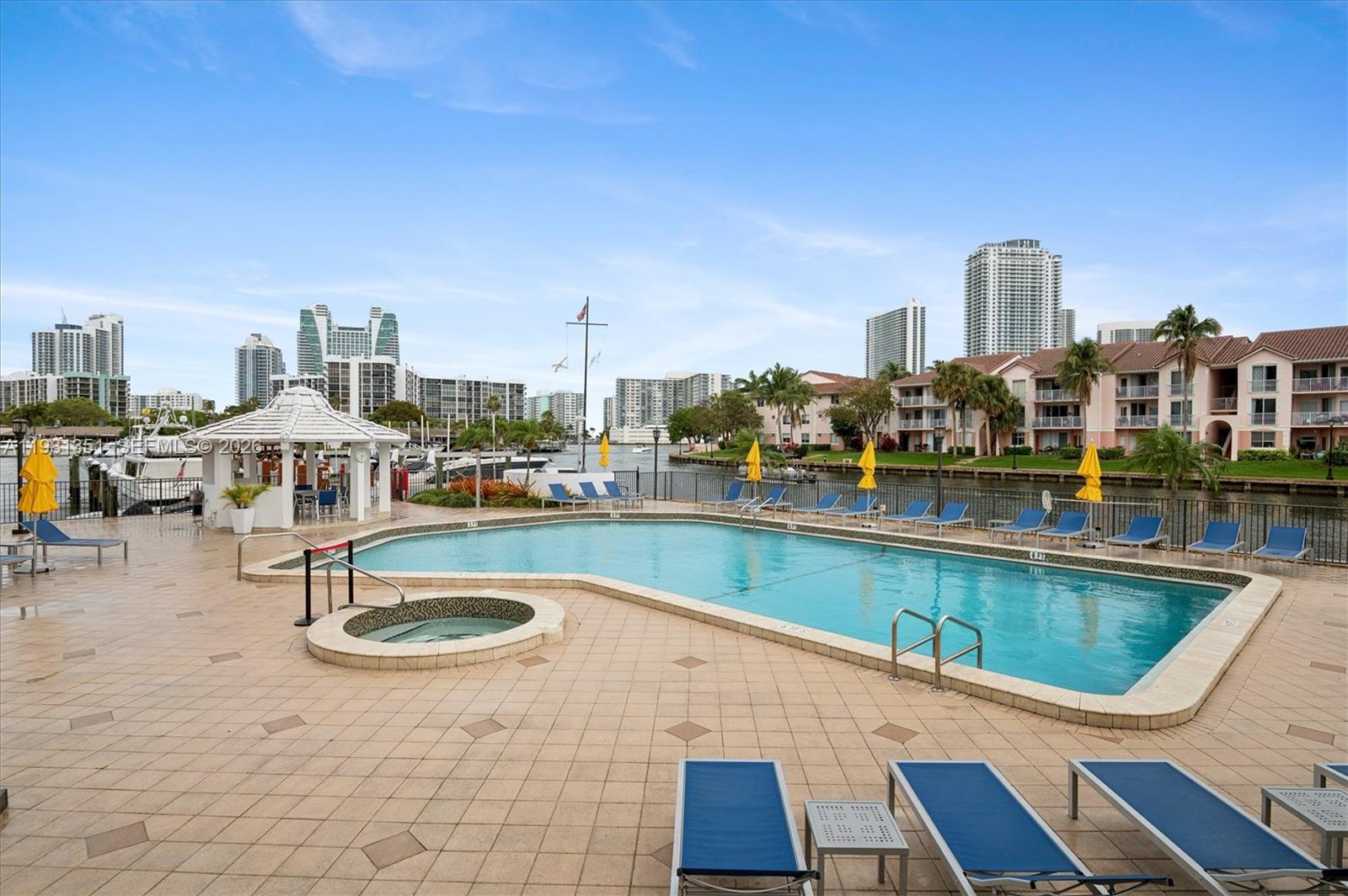 300 Three Islands Blvd # 516