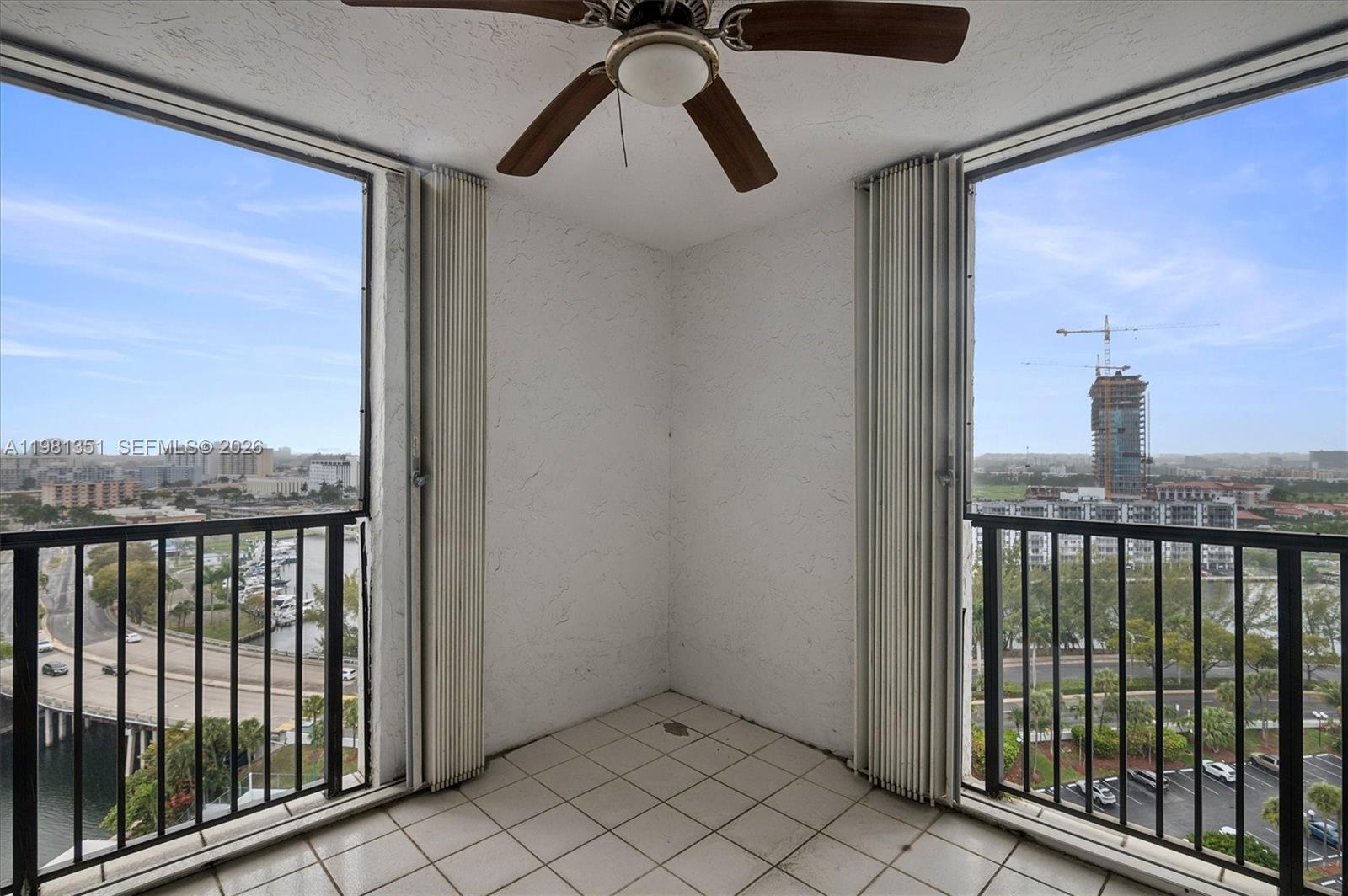 300 Three Islands Blvd # 516