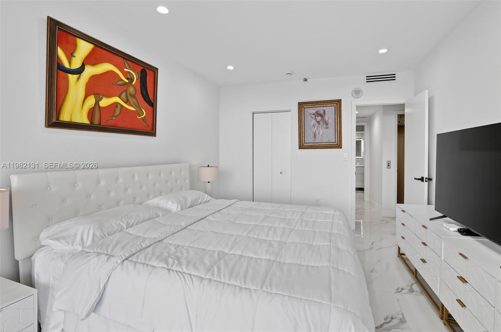 4000 Island Blvd # 2301