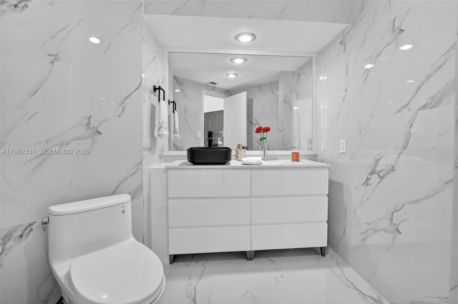 4000 Island Blvd # 2301