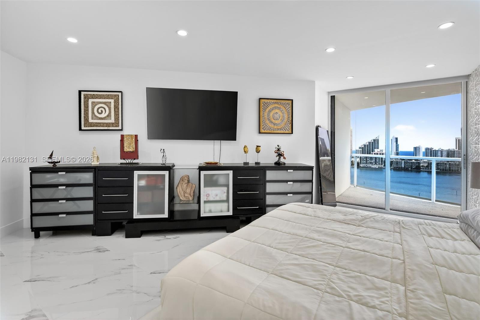 4000 Island Blvd # 2301