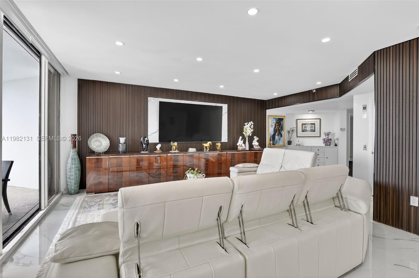 4000 Island Blvd # 2301