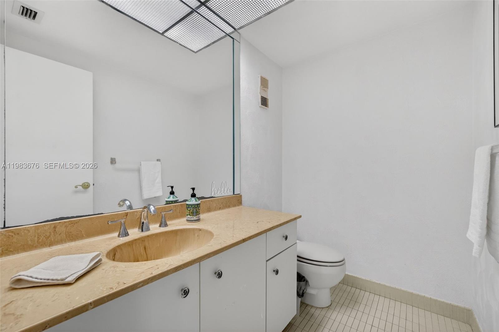 20281 E Country Club Dr # 608