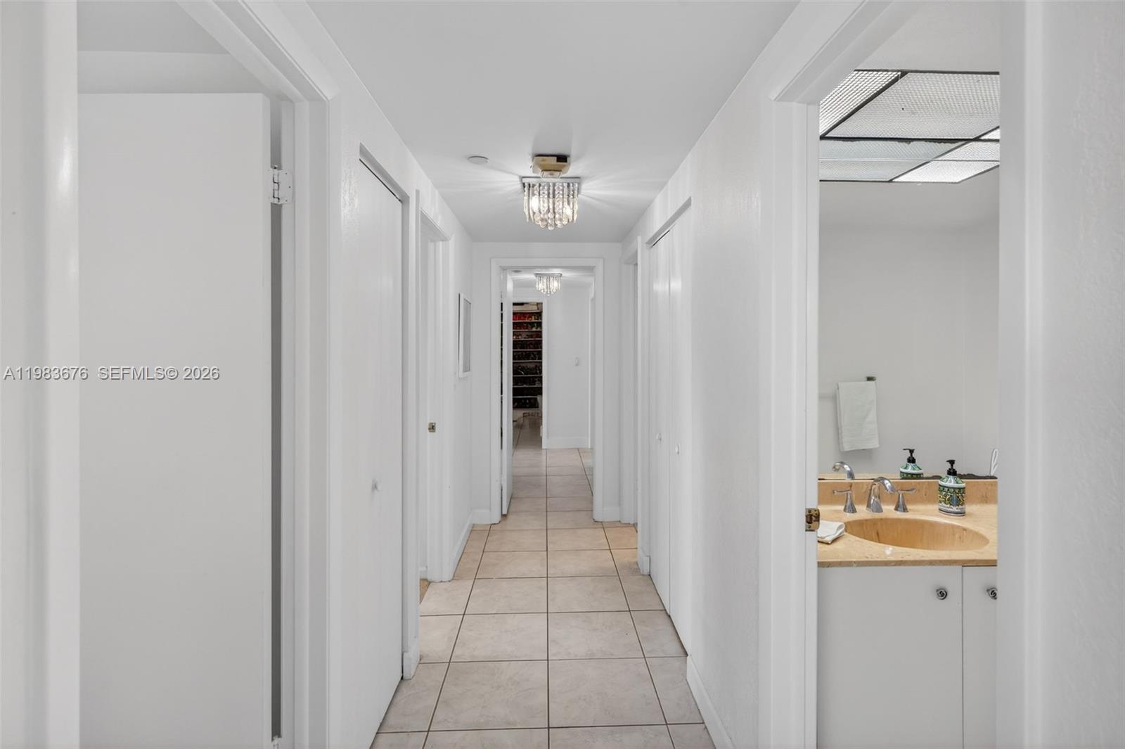 20281 E Country Club Dr # 608