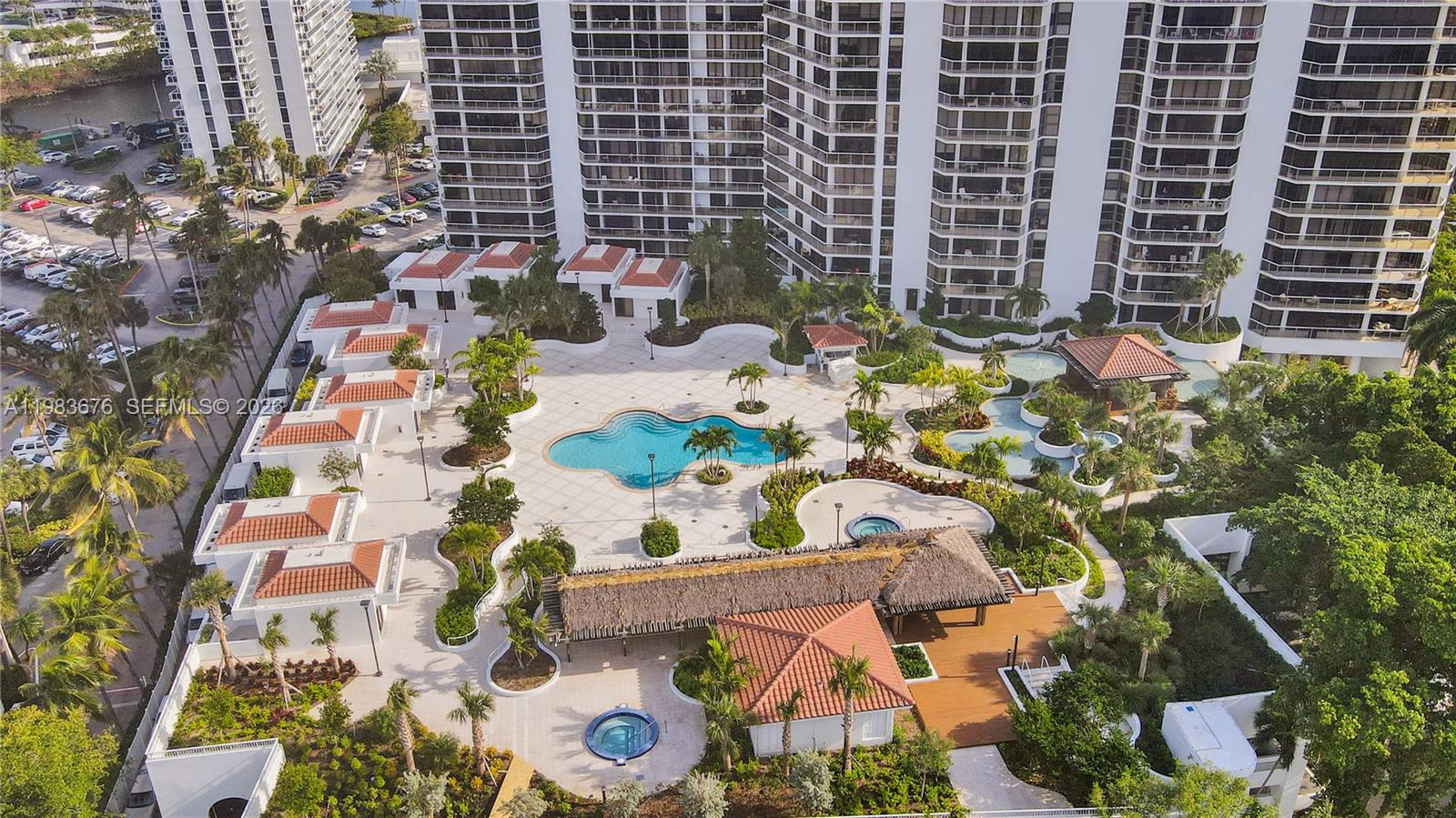 20281 E Country Club Dr # 608