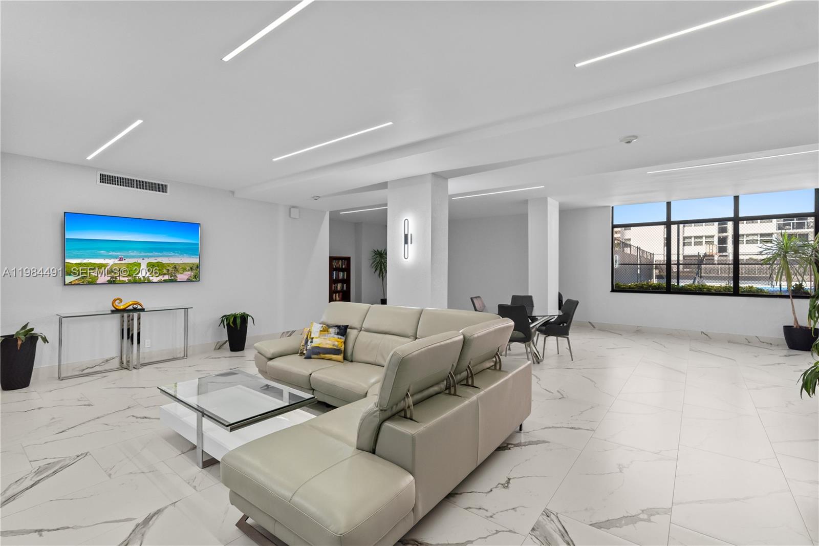 1890 S Ocean Dr # 1002