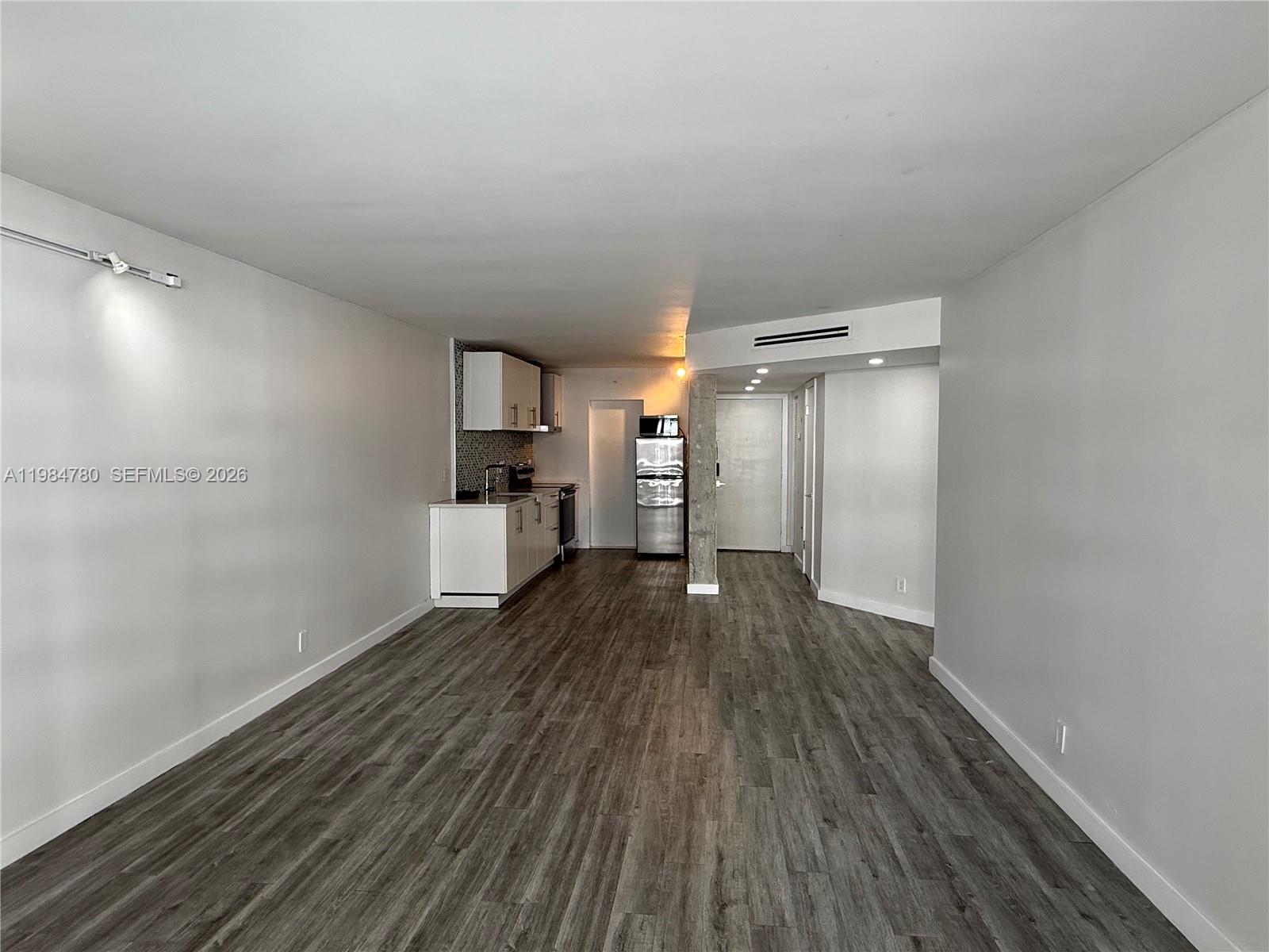 1825 S Ocean Dr # 305