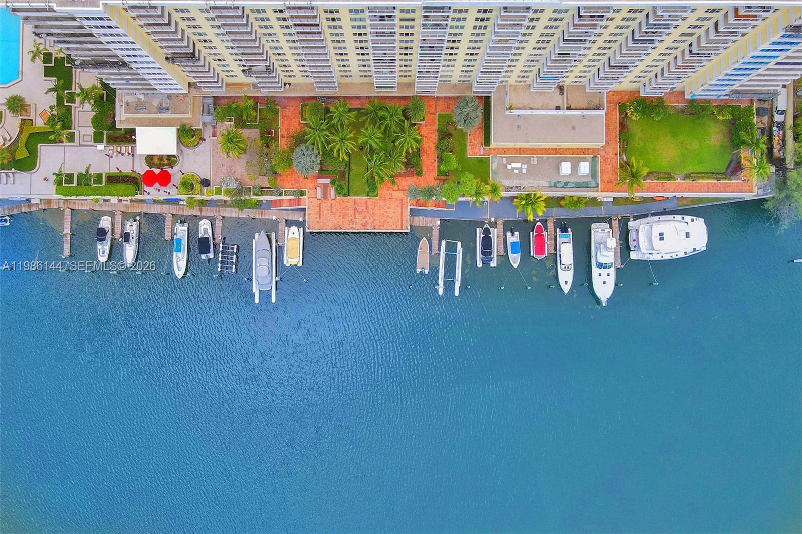 5600 Collins Ave # 17V