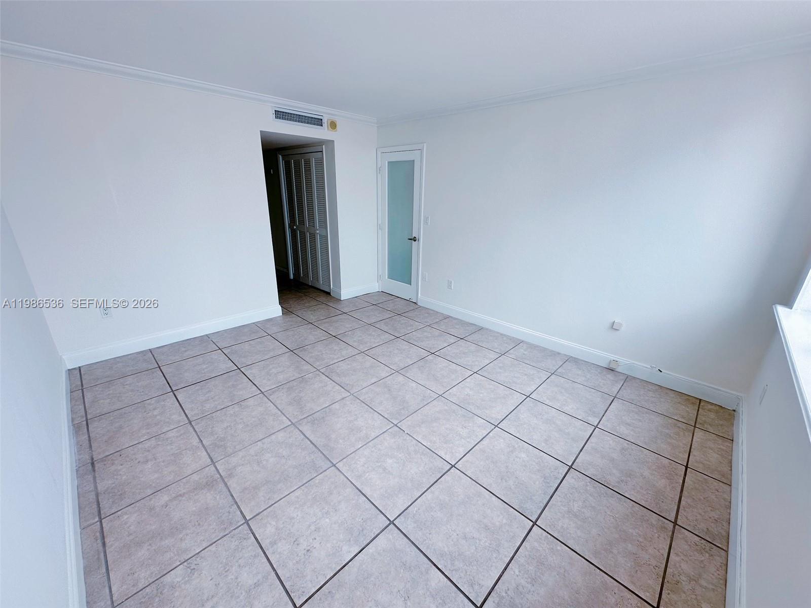 1345 Lincoln Rd # 402