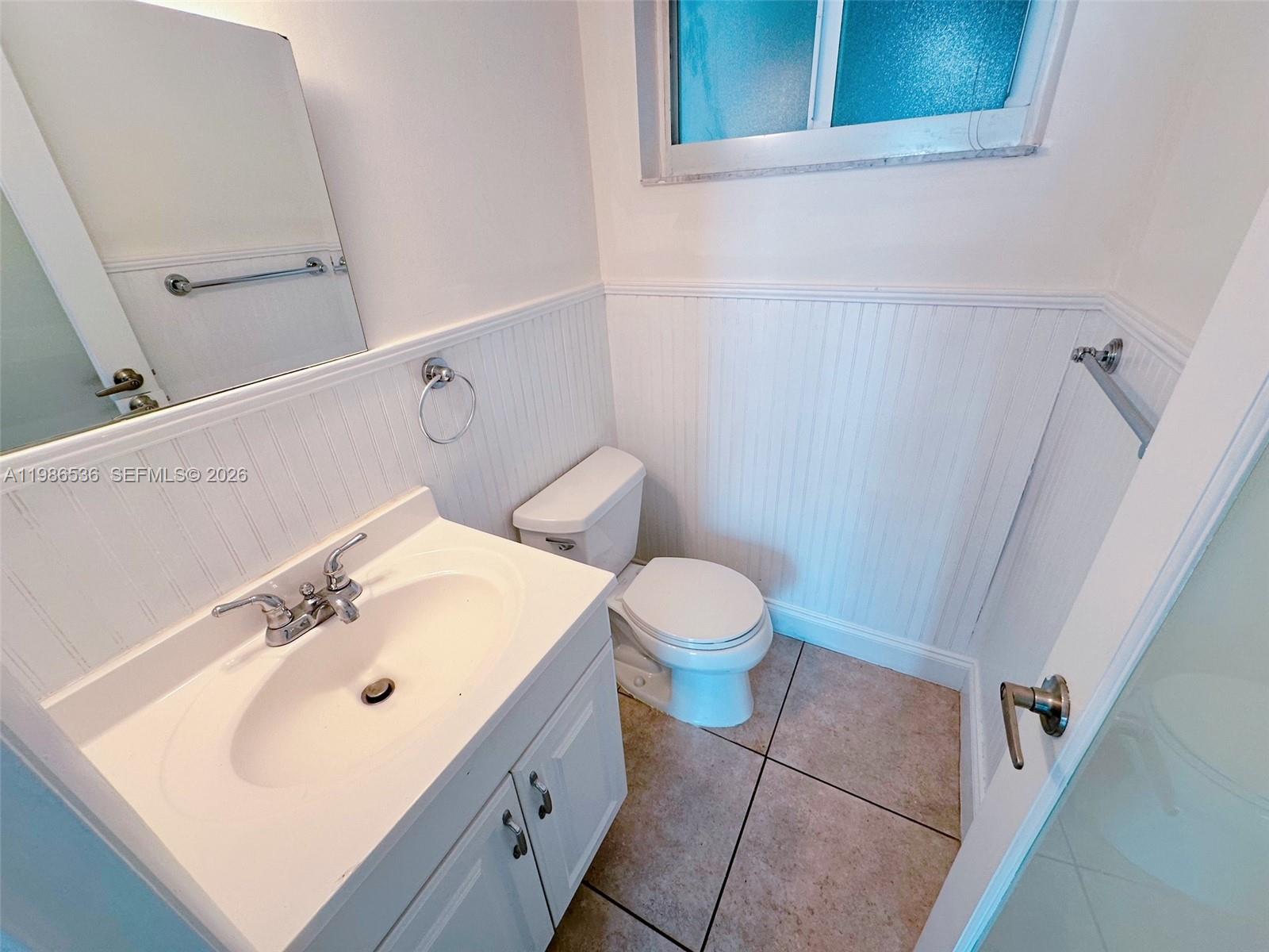 1345 Lincoln Rd # 402
