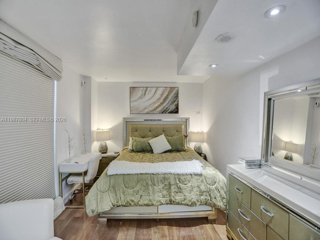 3370 Hidden Bay Dr Unit: TS2810