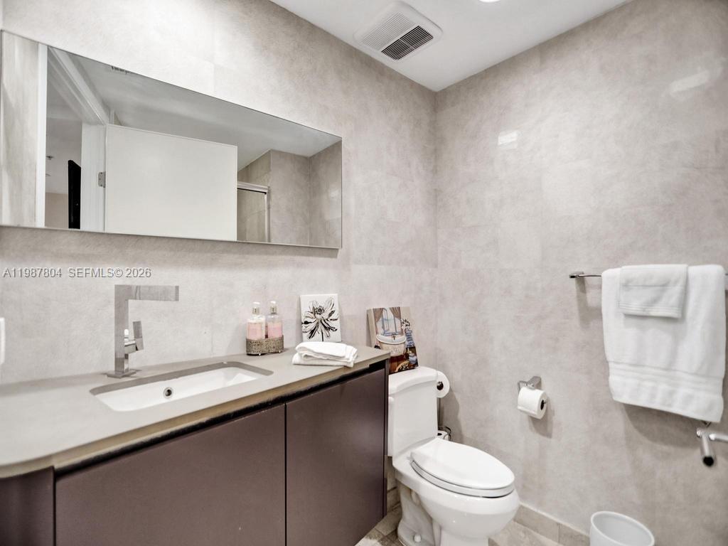3370 Hidden Bay Dr Unit: TS2810