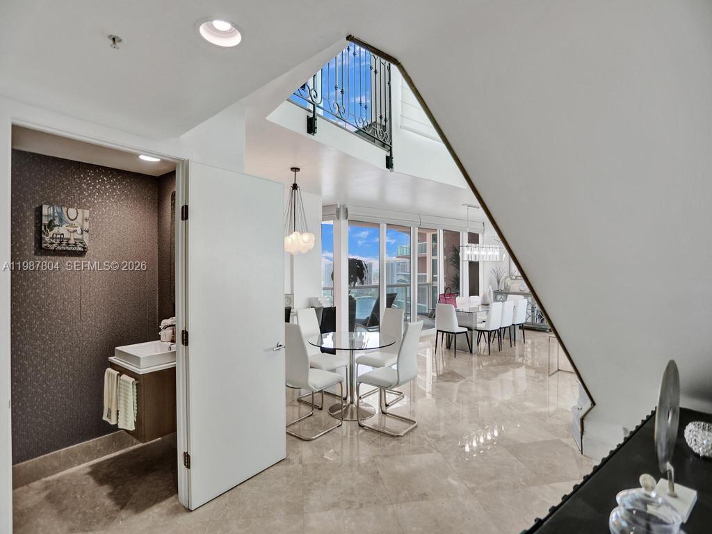 3370 Hidden Bay Dr Unit: TS2810