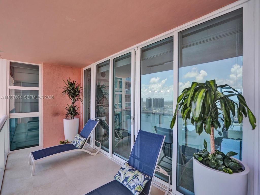 3370 Hidden Bay Dr Unit: TS2810