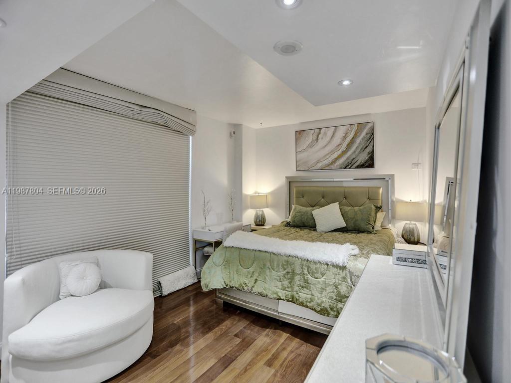 3370 Hidden Bay Dr Unit: TS2810