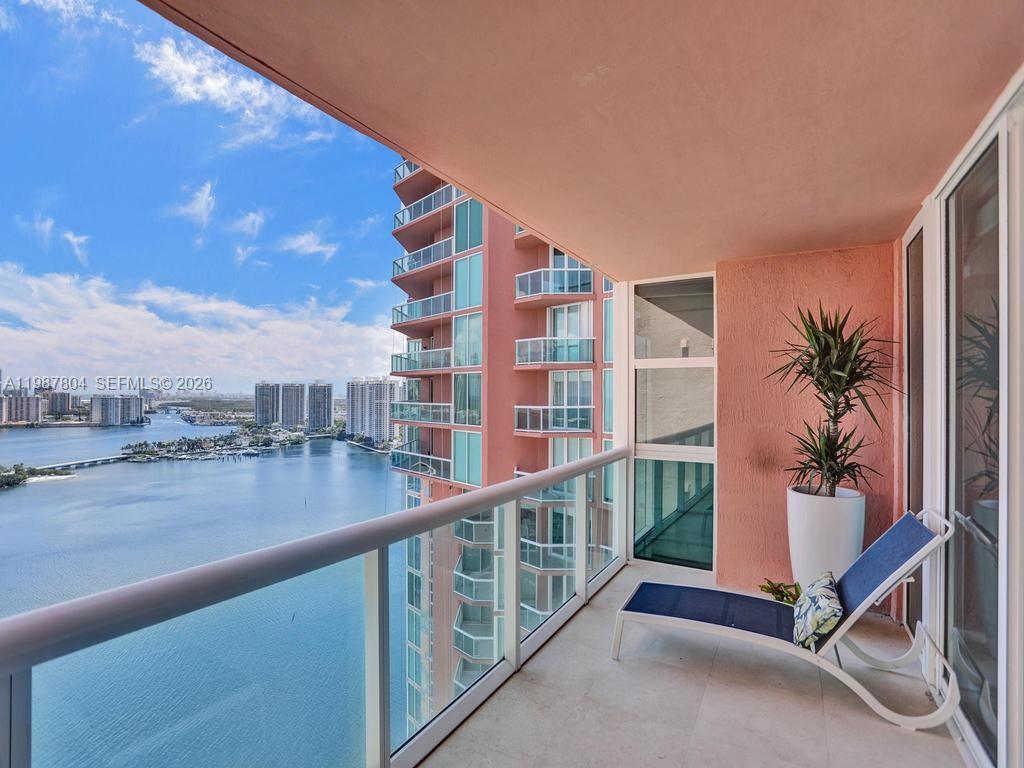 3370 Hidden Bay Dr Unit: TS2810