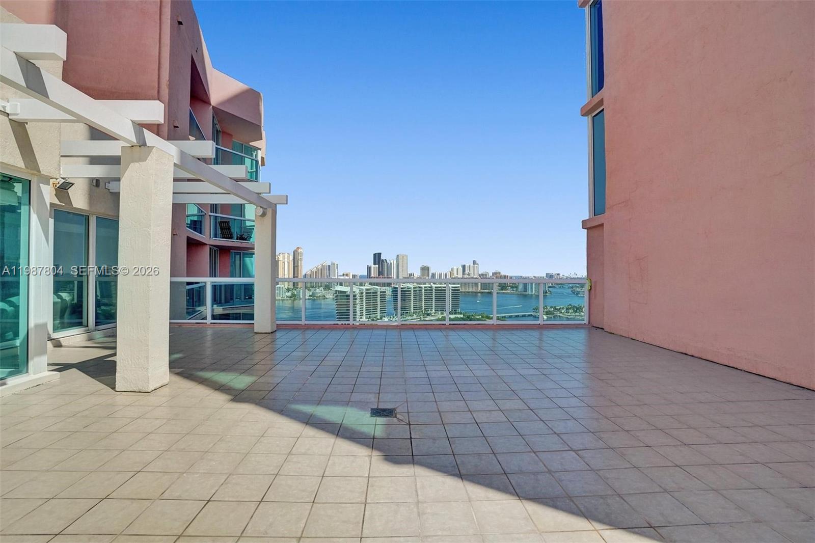 3370 Hidden Bay Dr Unit: TS2810
