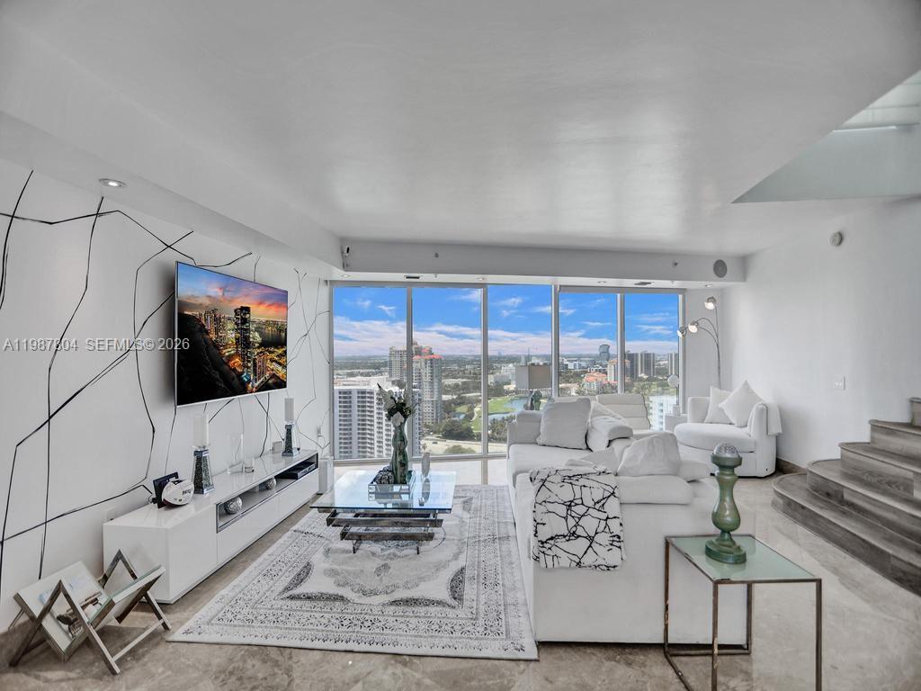 3370 Hidden Bay Dr Unit: TS2810