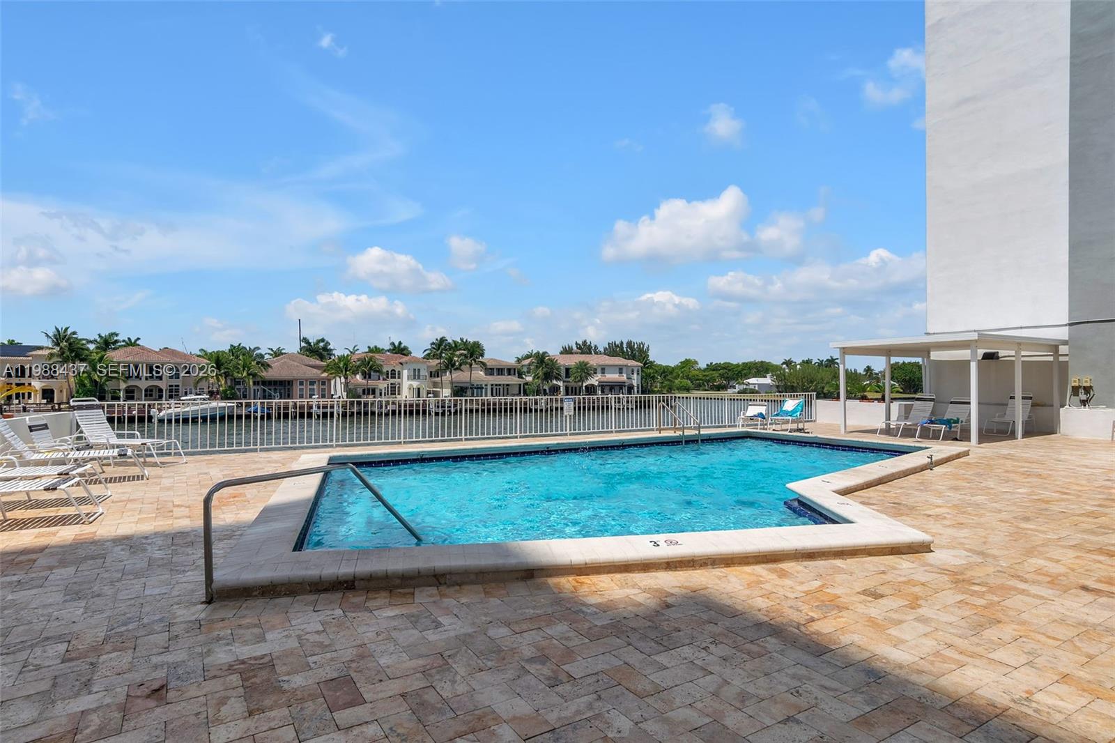 1400 S Ocean Dr # 804