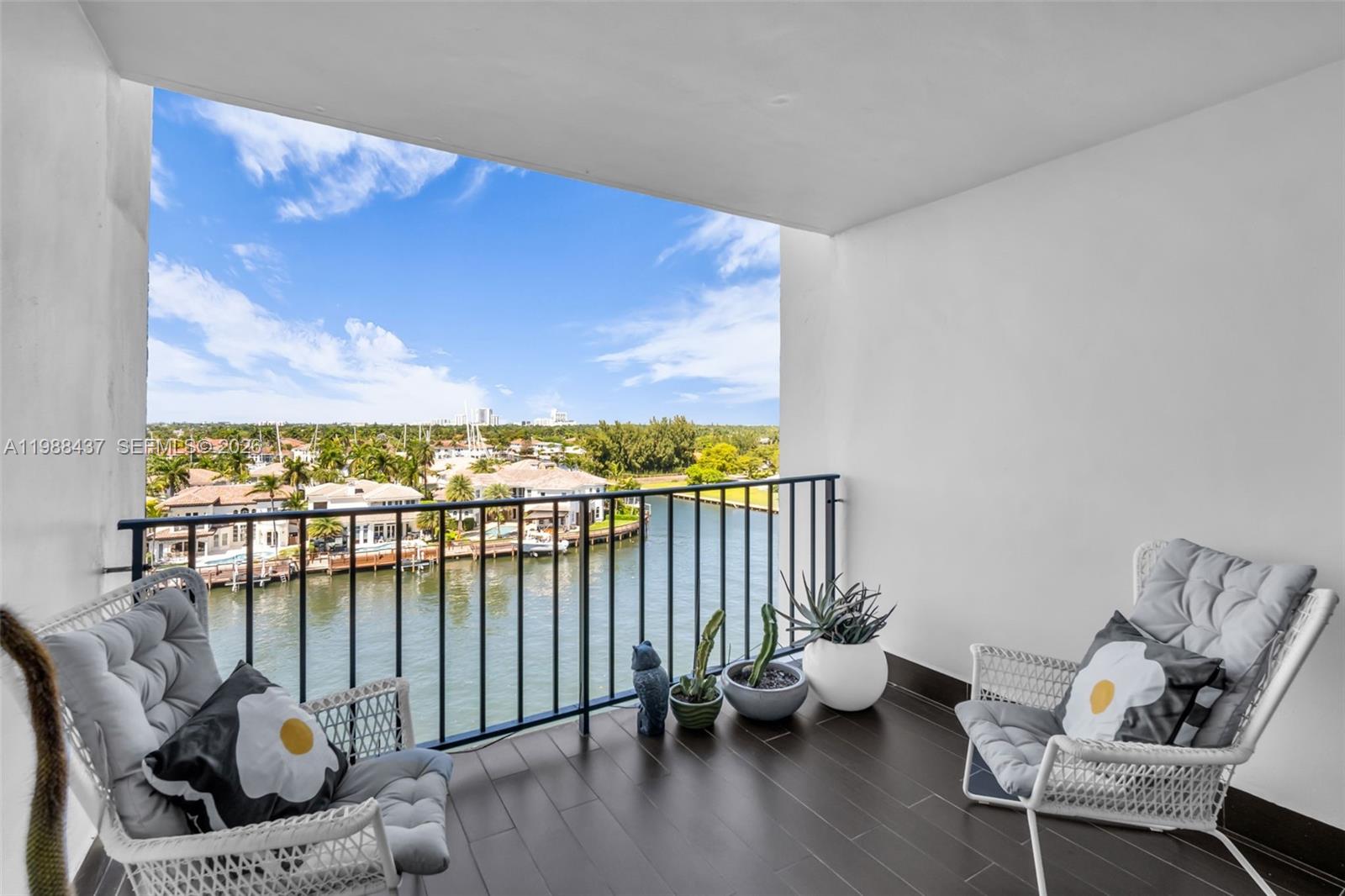 1400 S Ocean Dr # 804