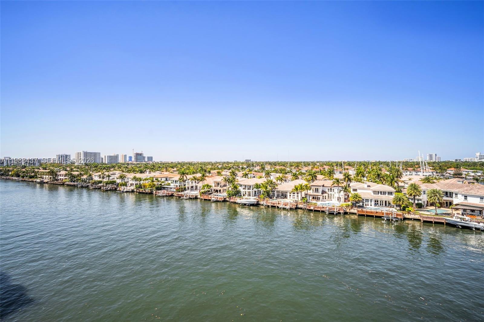 1400 S Ocean Dr # 804