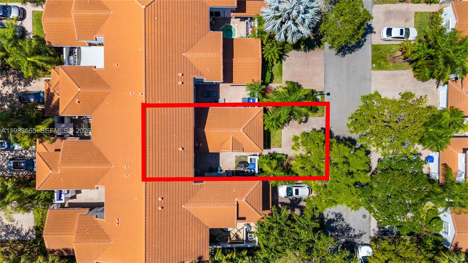 1120 Canella Ln