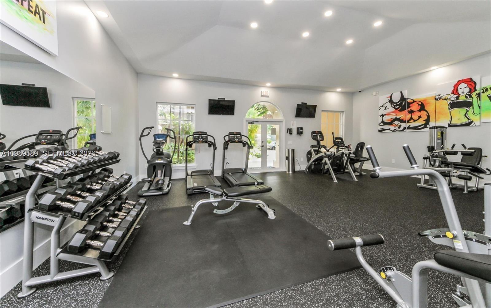 19655 E Country Club Dr # 6108