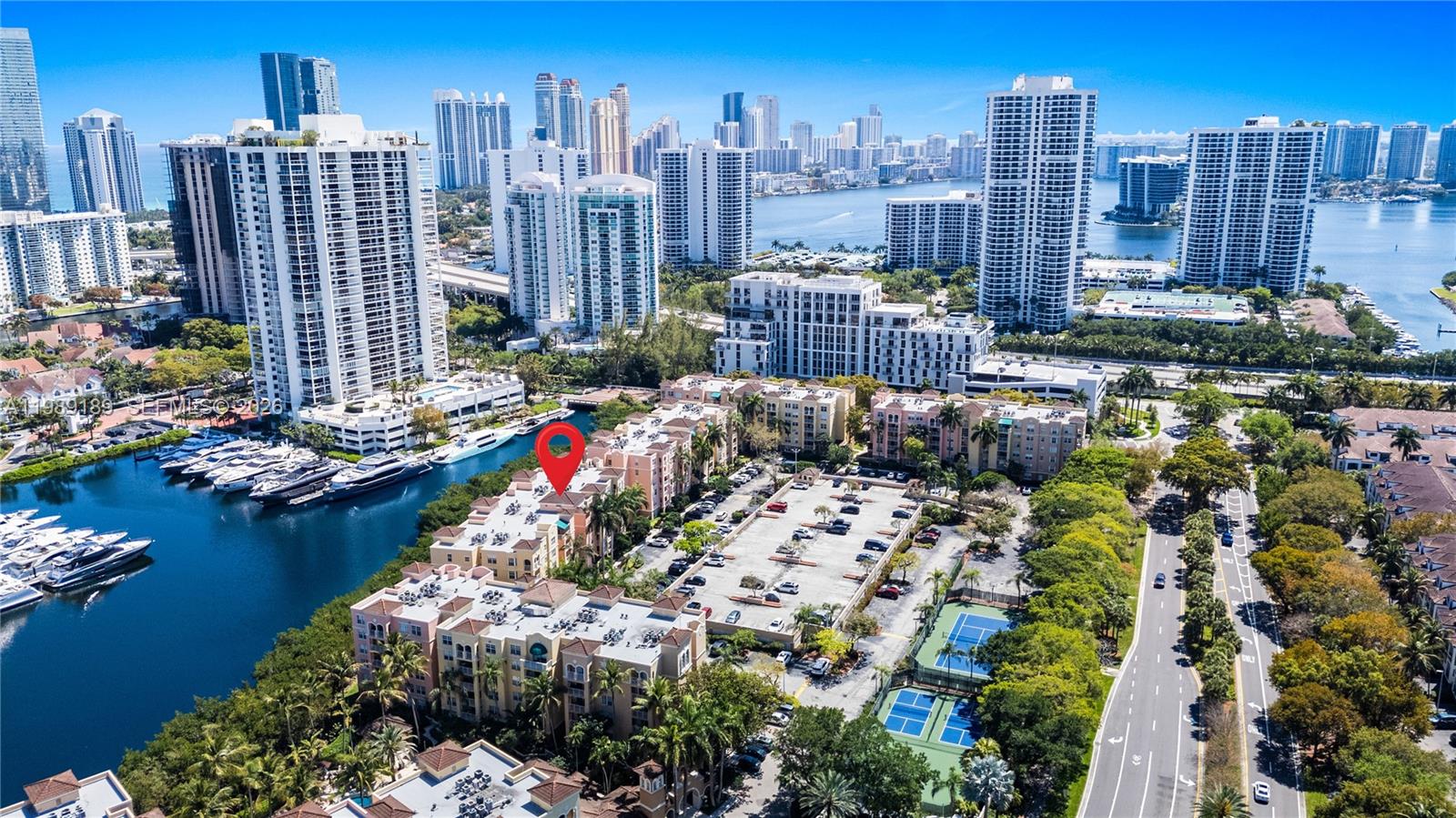 19655 E Country Club Dr # 6108