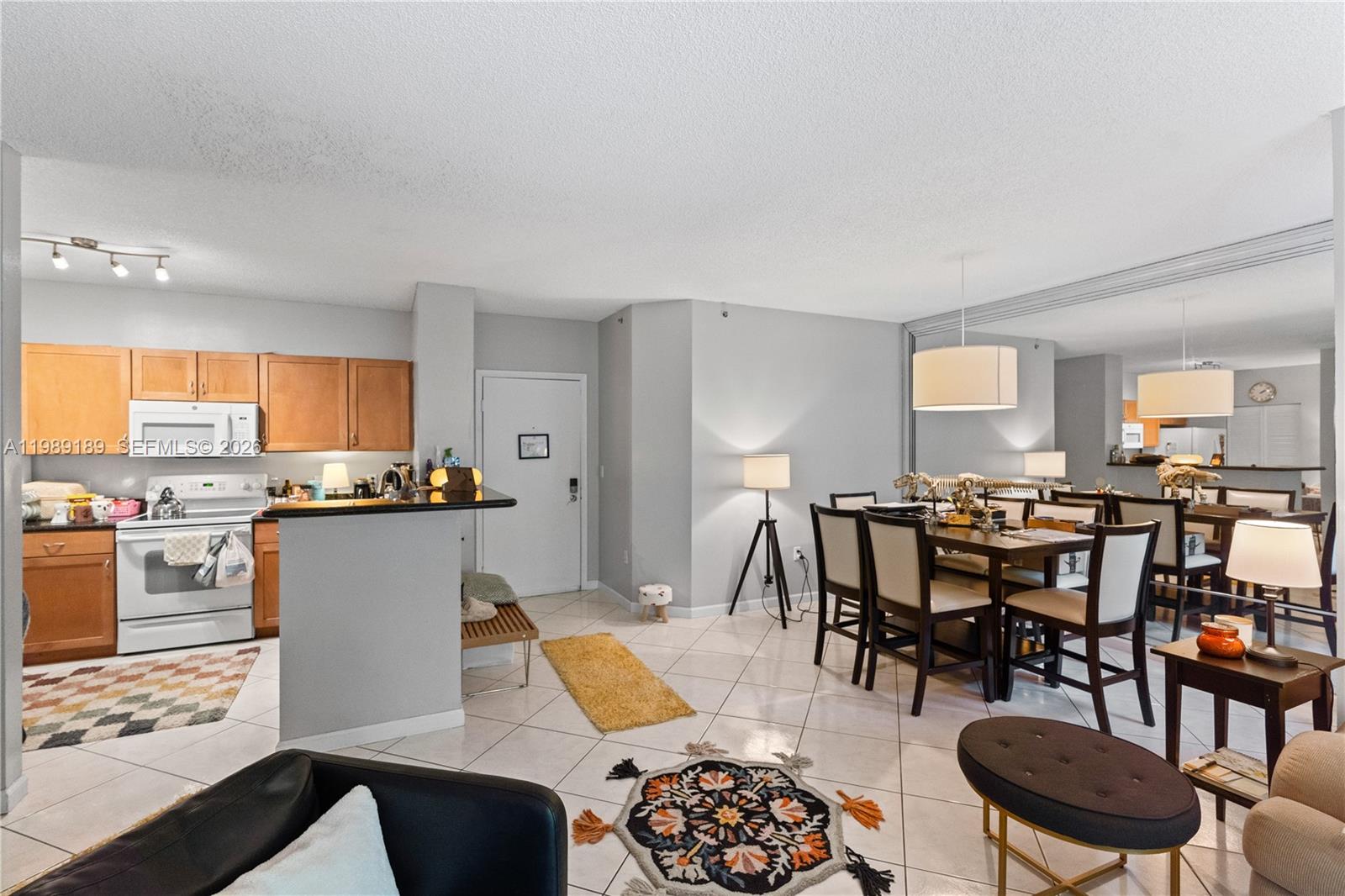 19655 E Country Club Dr # 6108