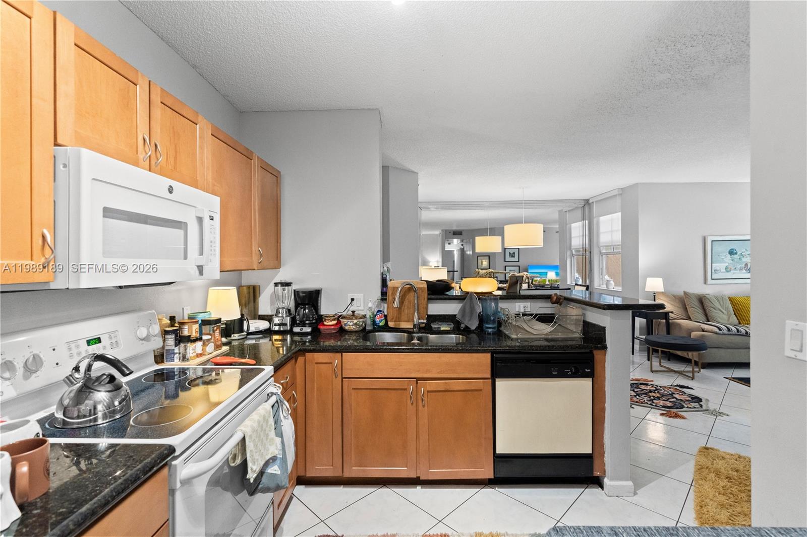 19655 E Country Club Dr # 6108