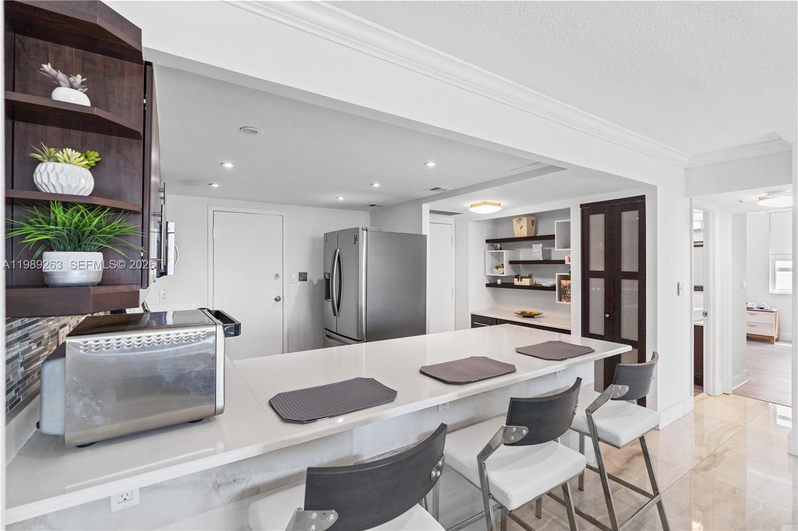 437 Golden Isles Dr # 11J