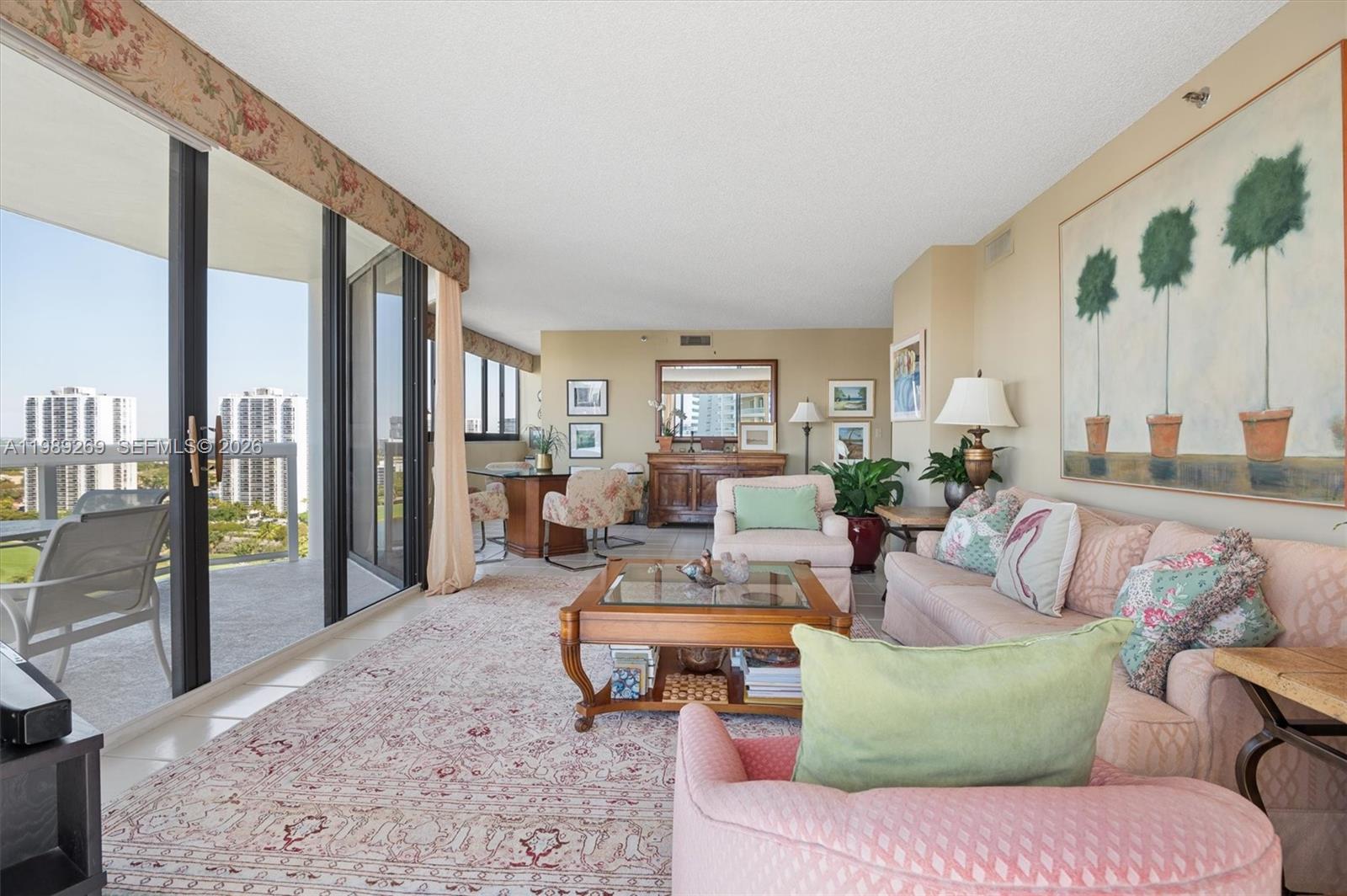 20185 E Country Club Dr # 1805