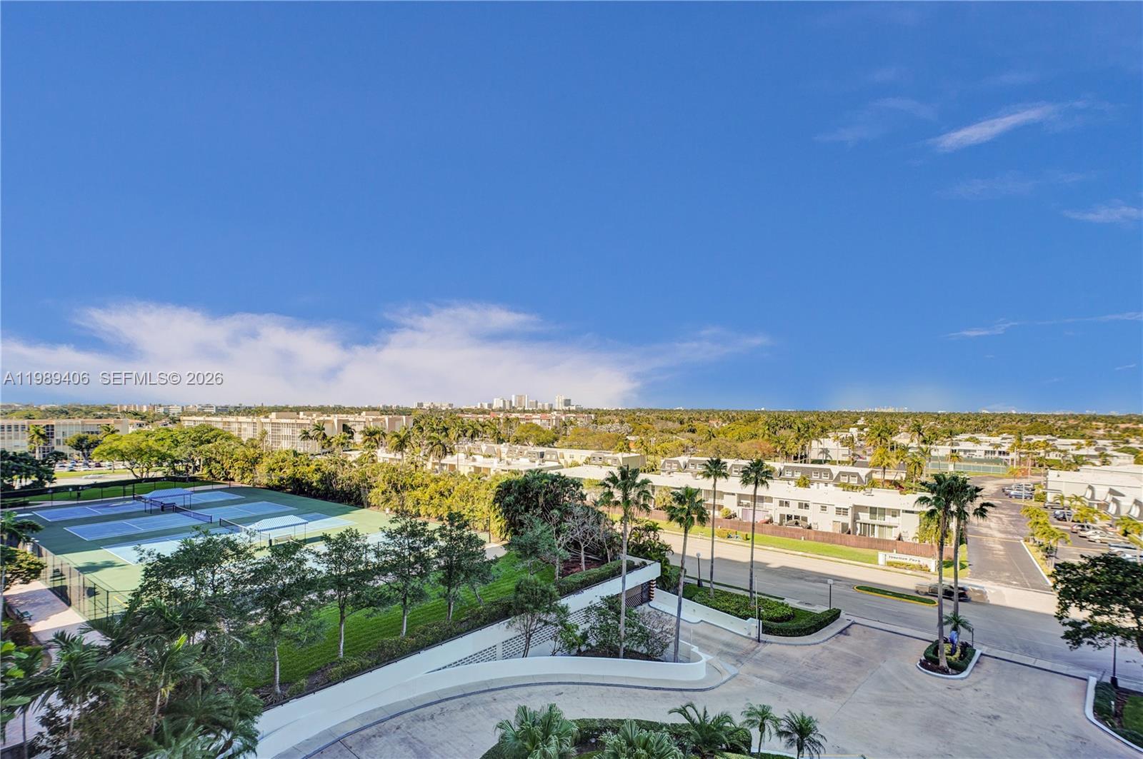 2500 Parkview Dr # 808