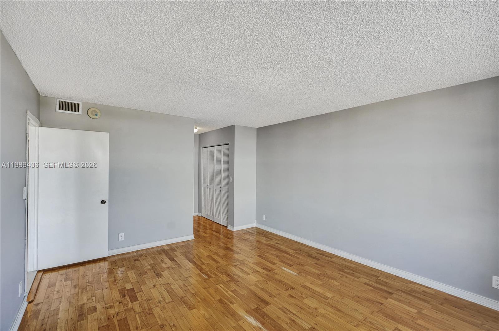 2500 Parkview Dr # 808