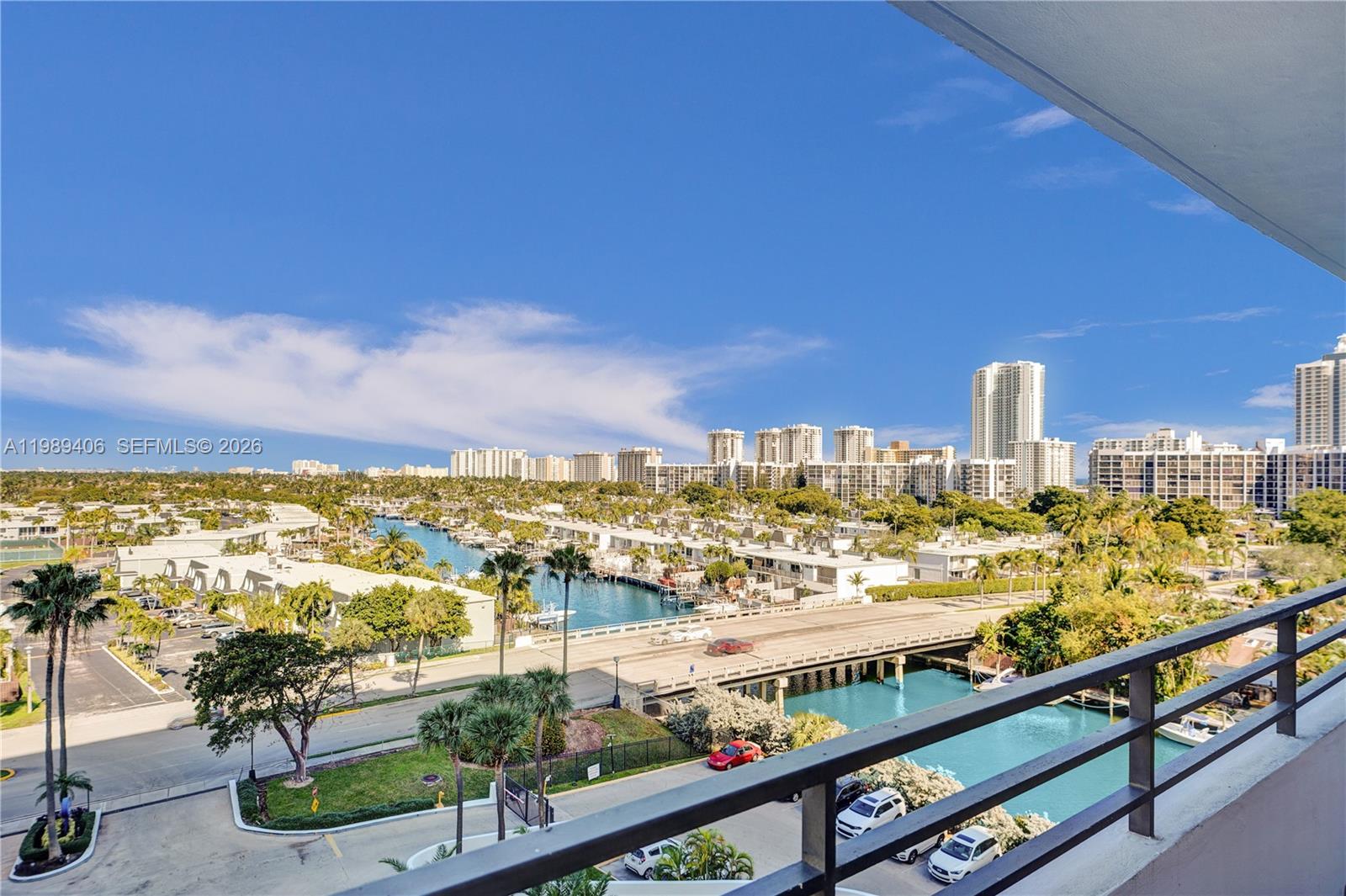 2500 Parkview Dr # 808