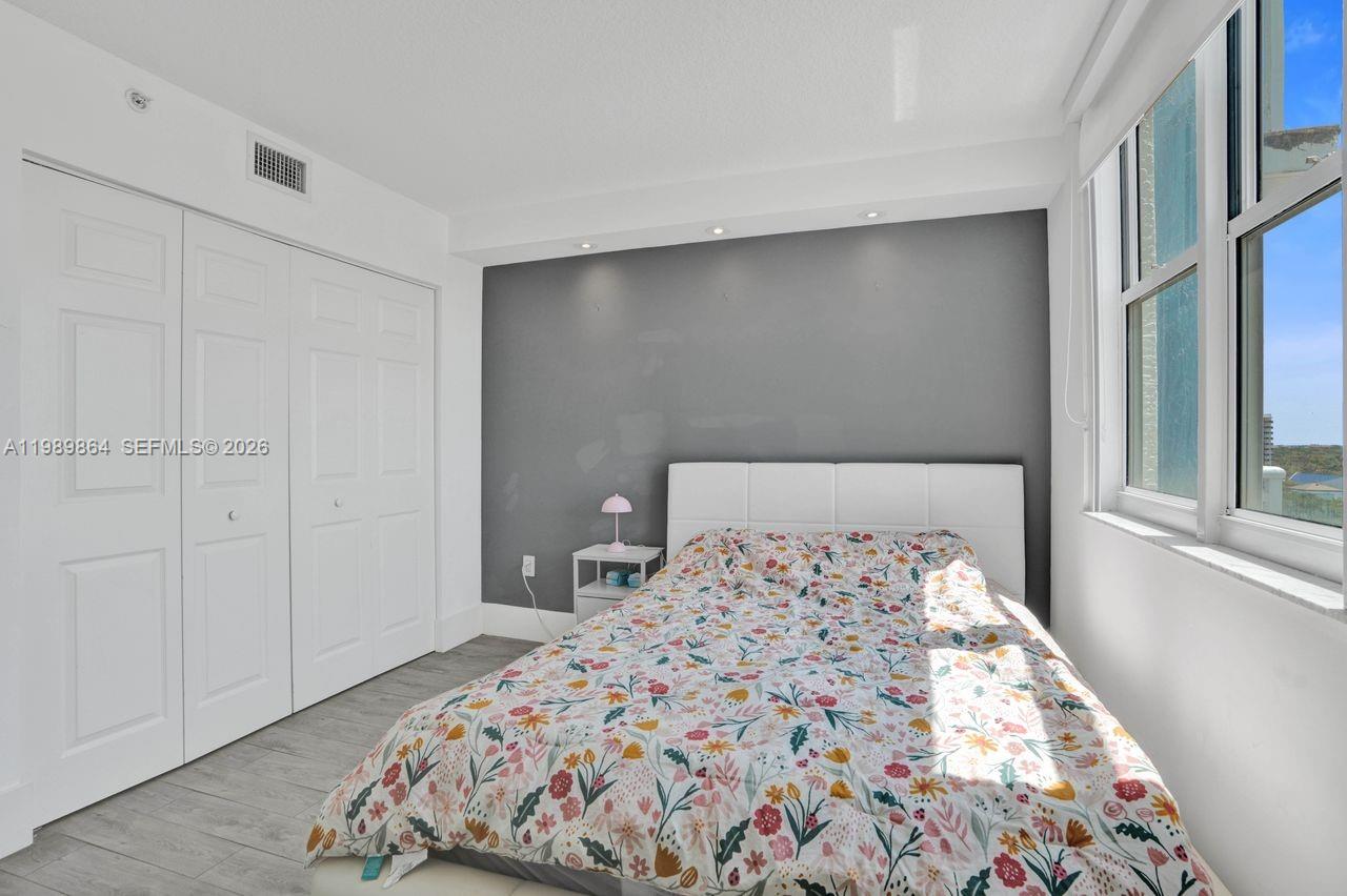 3000 Coral Way # 1114