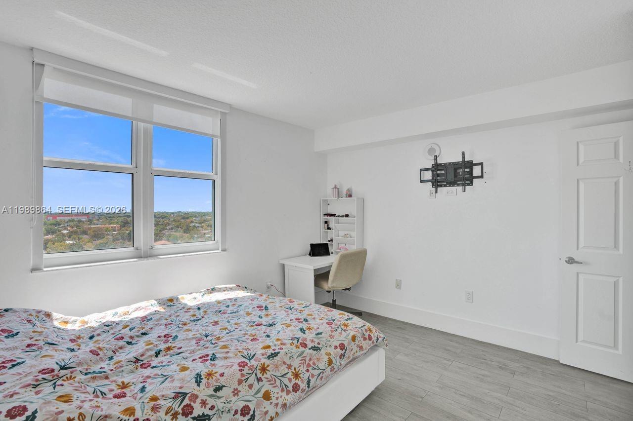 3000 Coral Way # 1114