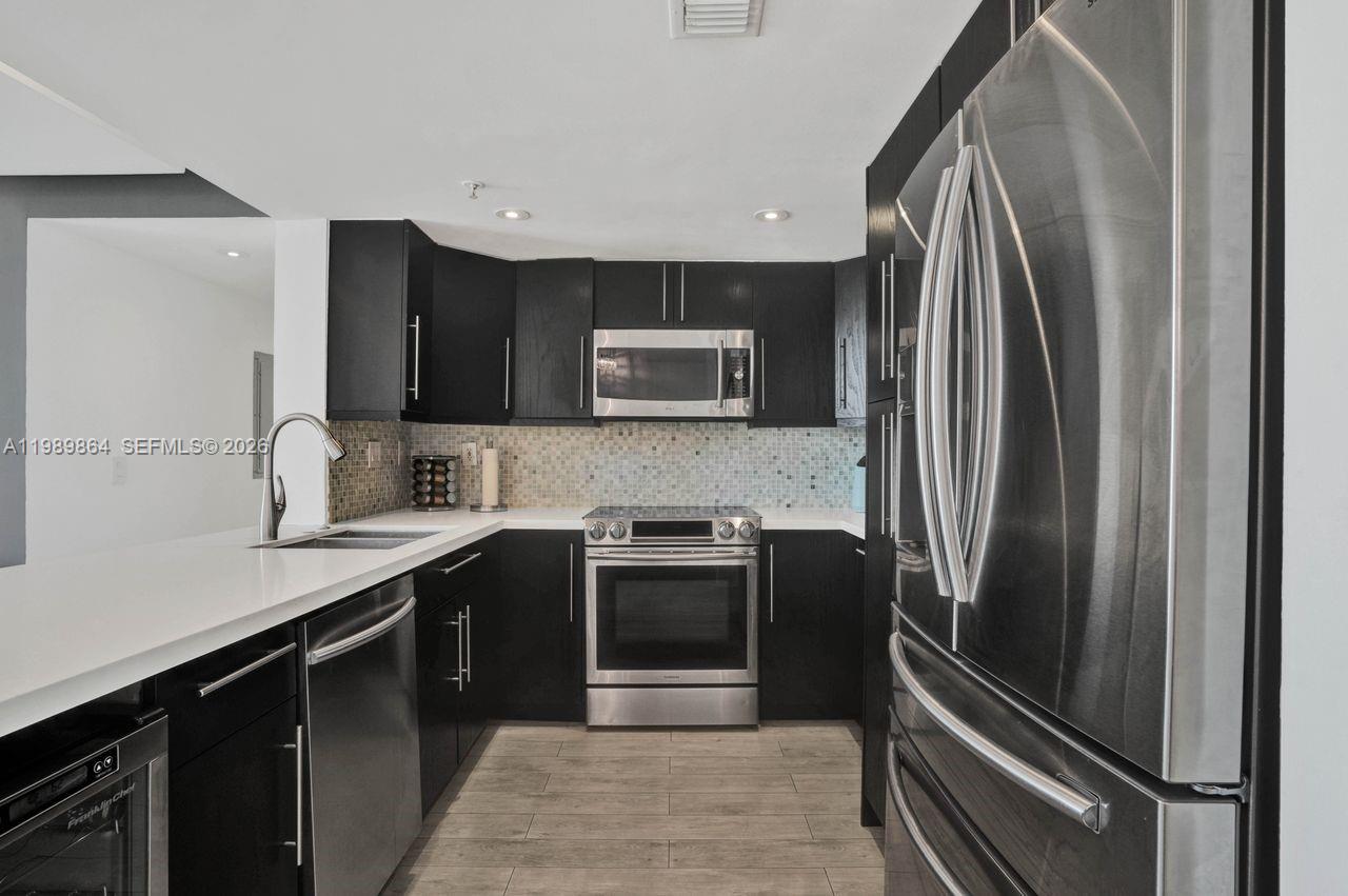 3000 Coral Way # 1114