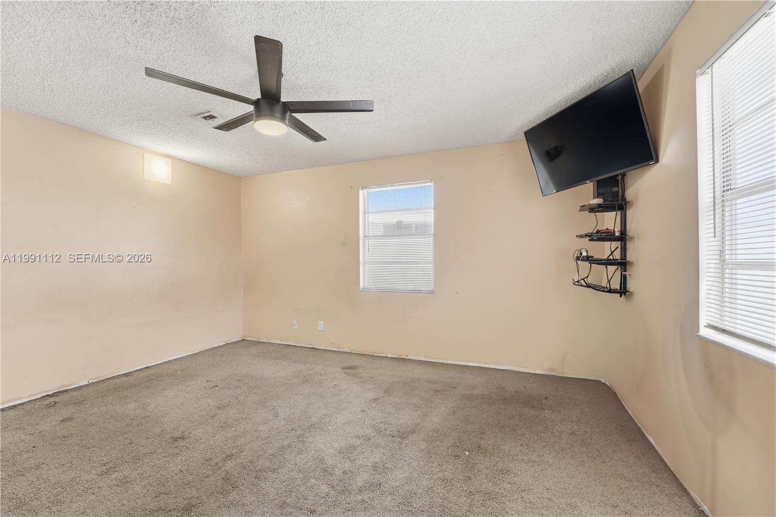 3352 Taconic Dr