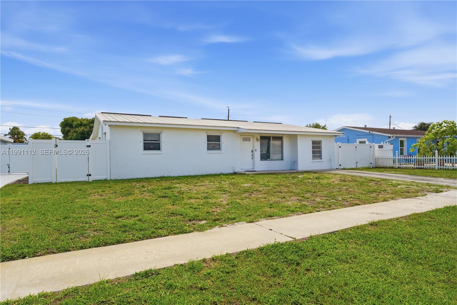 3352 Taconic Dr