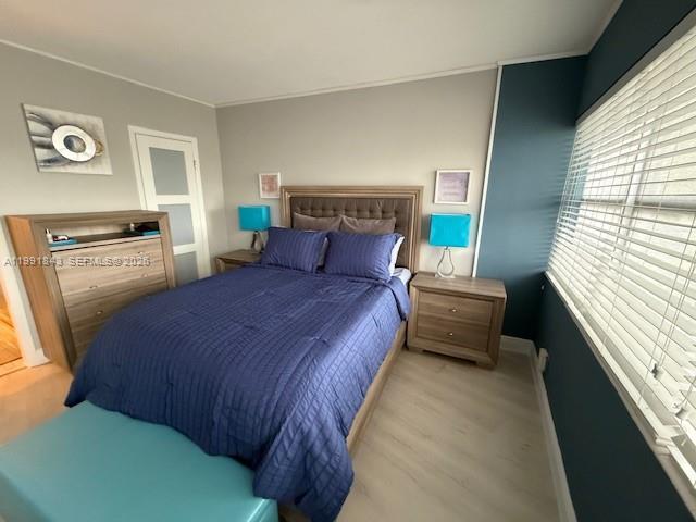 3250 NE 28th St # 212